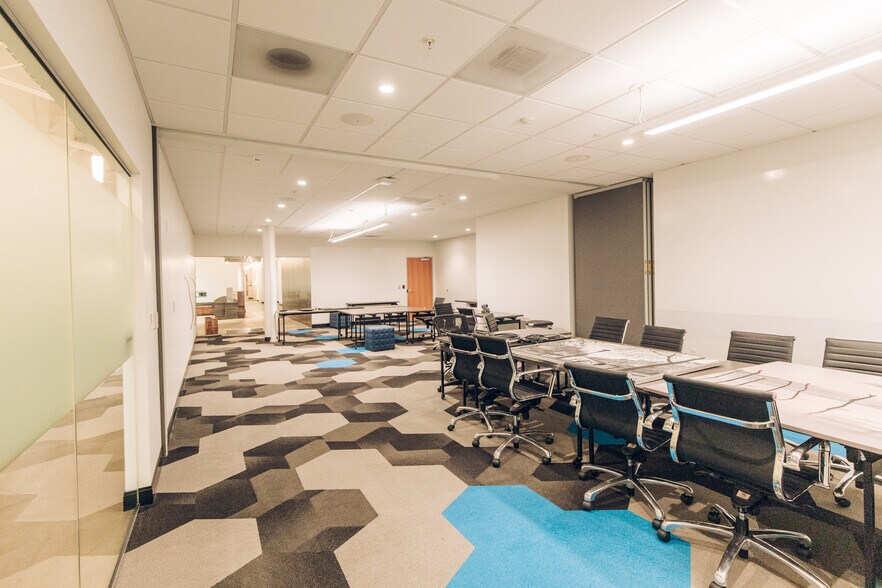 More Photos Of 135 SW Taylor St, Portland Loft Creative Space For Lease