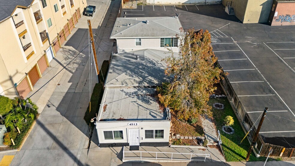 More Photos Of 4513 55th St, San Diego Apartments For Sale