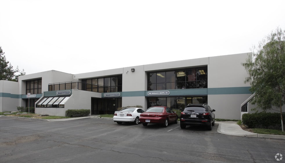 More Photos Of 1215-1223 N Tustin Ave, Anaheim Light Distribution For Sale