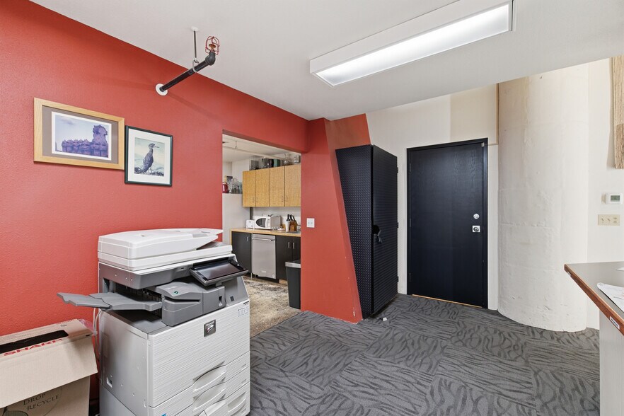 More Photos Of 1314 NW Irving St, Portland Apartments For Sale