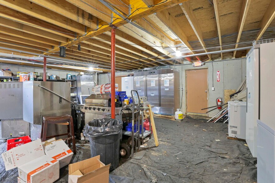 More Photos Of 14675 Zion Rd, Thornville Restaurant For Sale