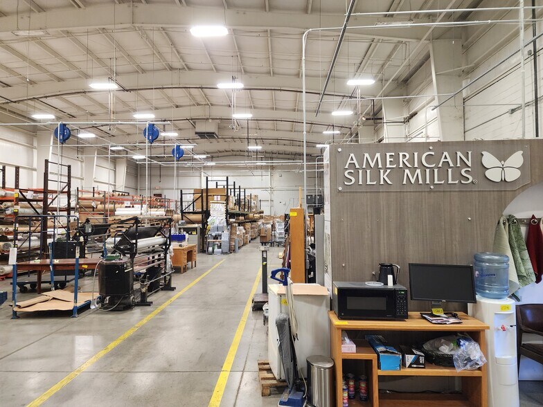 More Photos Of 75 Stark St, Hudson Manufacturing For Sale