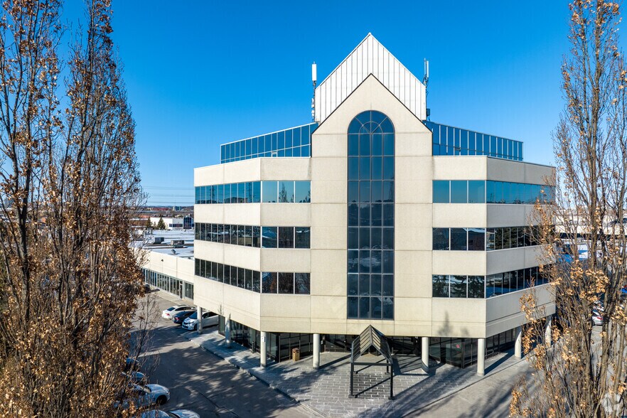 More Photos Of 2800 14th Ave, Markham Office For Sale