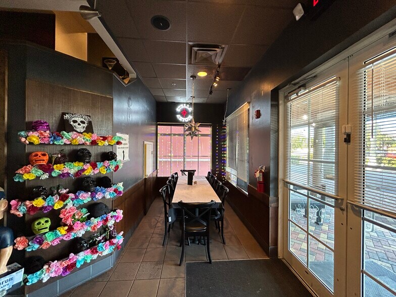 More Photos Of 3983 Destination Dr, Osprey Storefront Retail Office For Sale