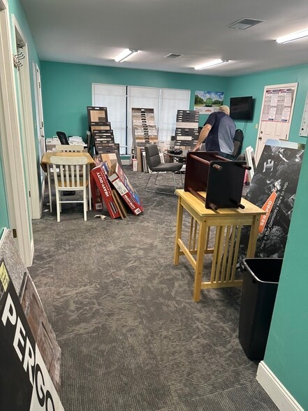 More Photos Of 10569 Lem Turner Rd, Jacksonville Medical For Sale