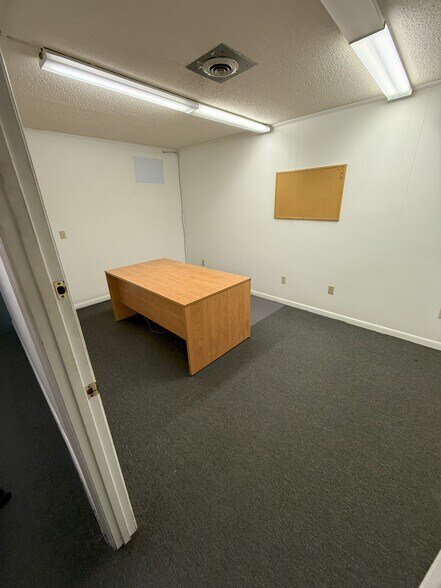 More Photos Of 144 Industrial Dr, Forest City Warehouse For Lease