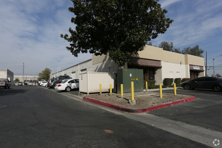 More Photos Of 14122 Central Ave, Chino Warehouse For Lease