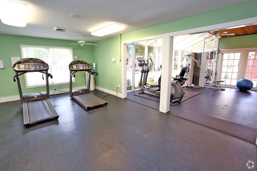 More Photos Of 3001 Reflections Way, Virginia Beach Apartments For Sale