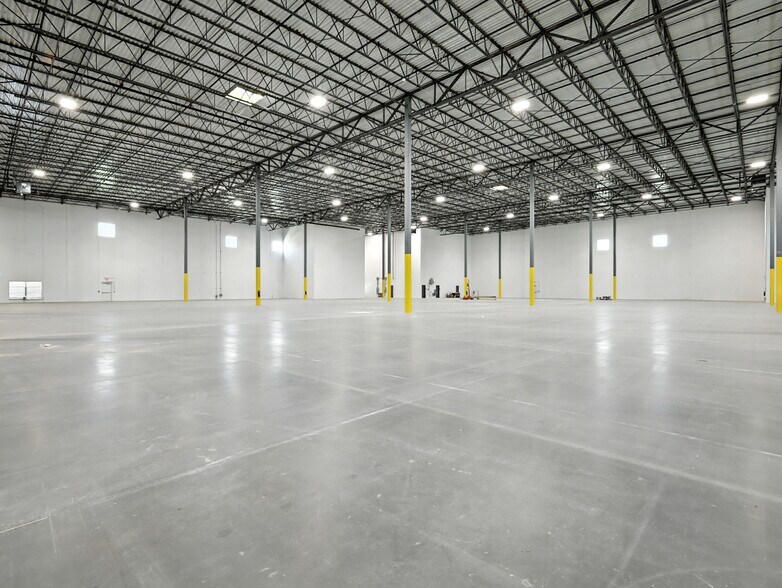More Photos Of 600 Gerault Rd, Flower Mound Warehouse For Sale