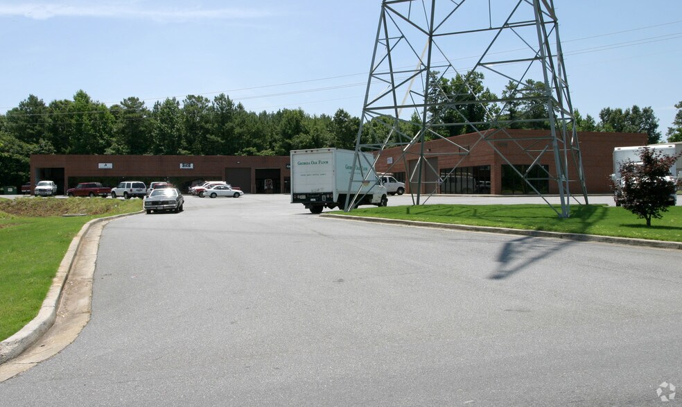 More Photos Of 1470 Williams Dr, Marietta Warehouse For Lease