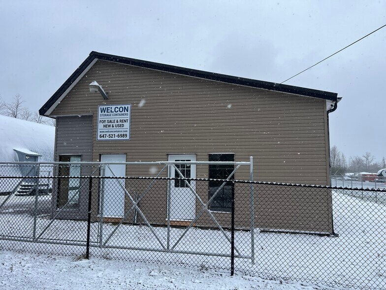 More Photos Of 533 Pefferlaw Rd, Georgina Manufacturing For Lease