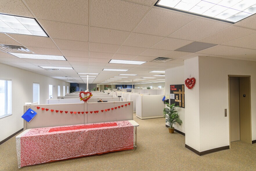 More Photos Of 2023 St. Mary's Blvd, Jefferson City Medical For Lease