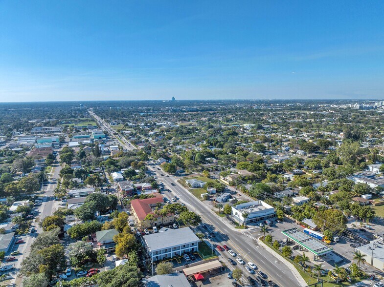 More Photos Of 1818 Sheridan St, Hollywood Medical For Lease