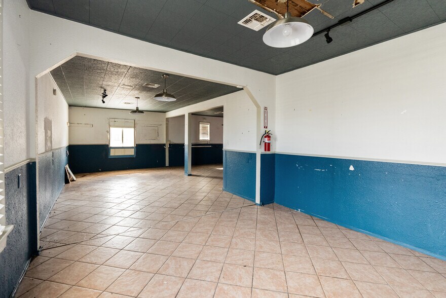 More Photos Of 3063 Main St, Ingleside Restaurant For Sale