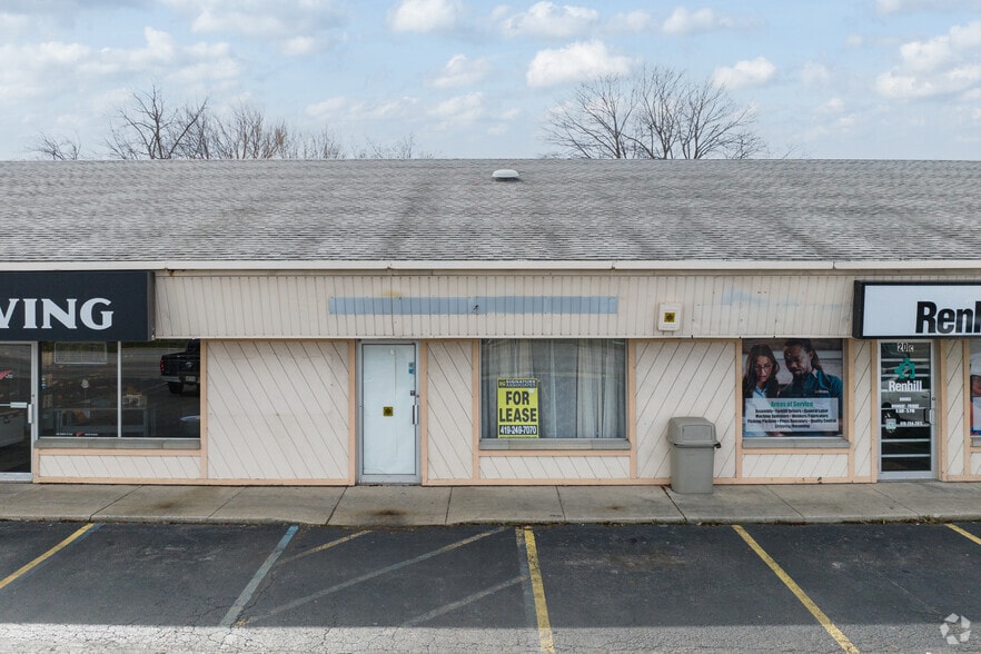 More Photos Of 20-24 E Alexis Rd, Toledo Freestanding For Lease