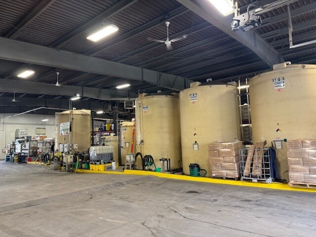 More Photos Of 8120 W Bradley Rd, Milwaukee Warehouse For Sale