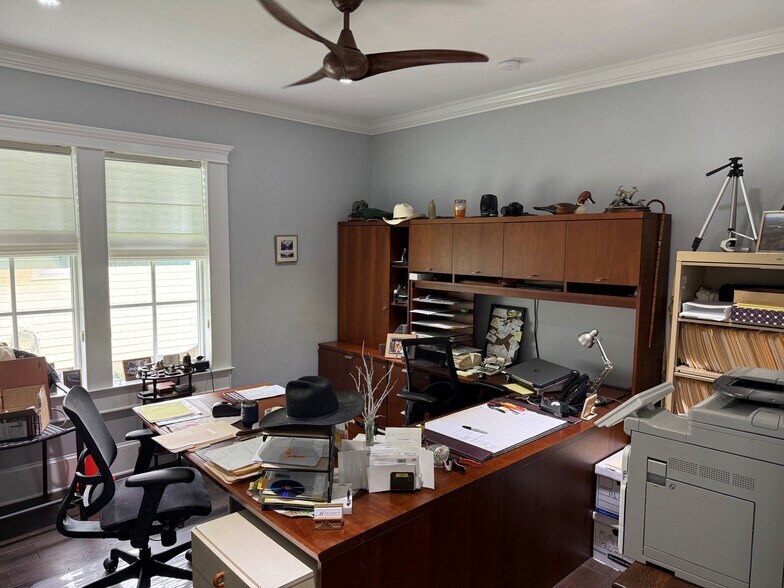 More Photos Of 619 Turner St, Clearwater Office For Lease