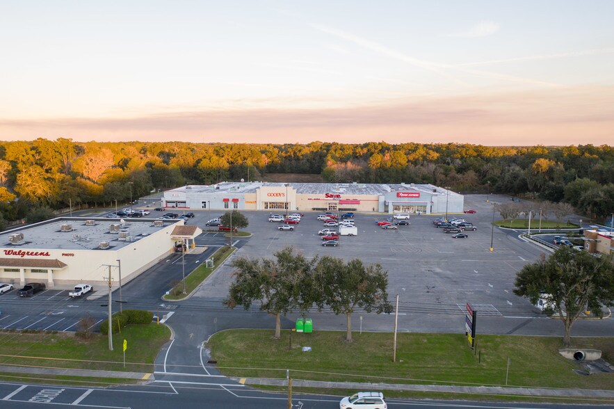 More Photos Of 1525 Ohio Ave S, Live Oak Freestanding For Lease