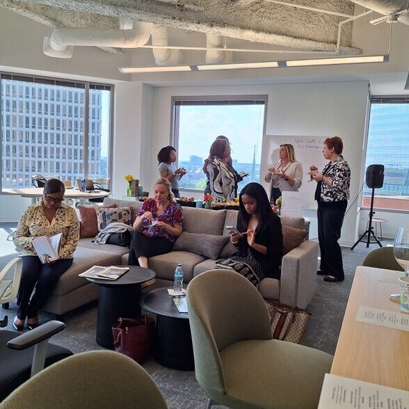 More Photos Of 600 Peachtree St NE, Atlanta Coworking Space