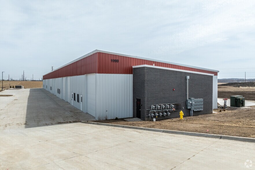 More Photos Of 1060 Madison St, Norwalk Warehouse For Sale