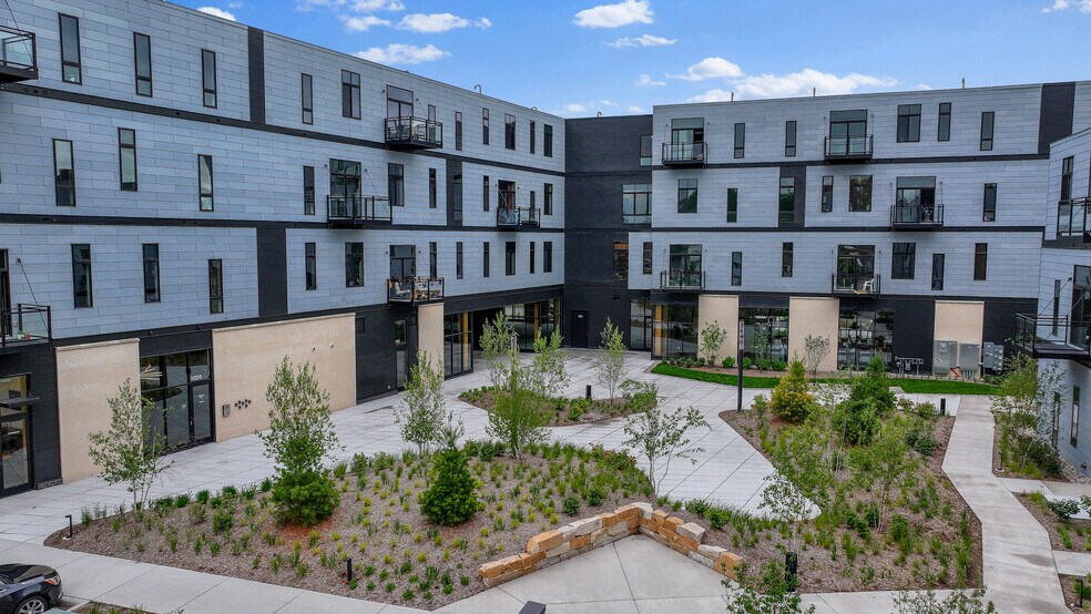 More Photos Of 1060 Centerpoint Dr, Stevens Point Apartments For Lease