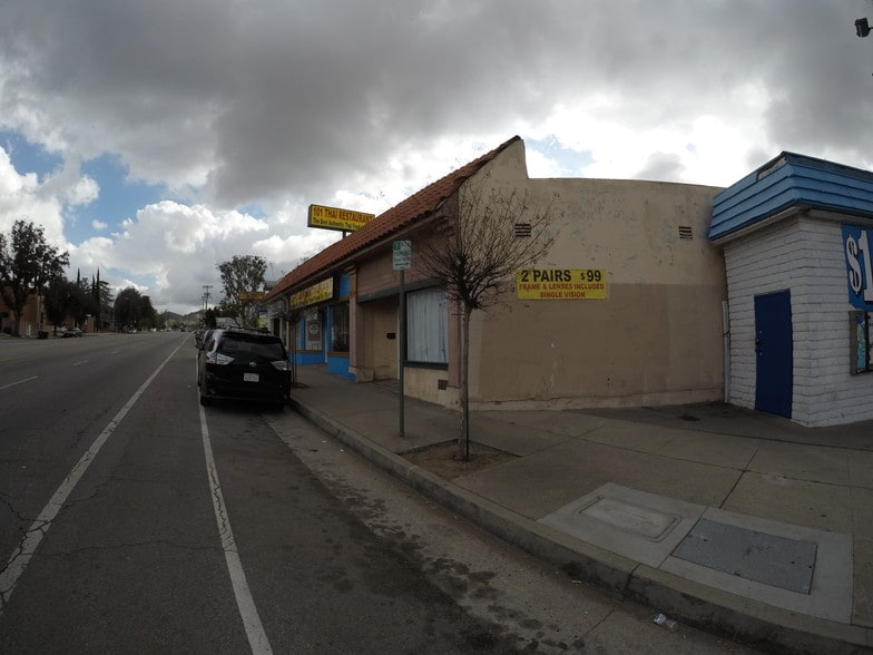 More Photos Of 7780 Foothill Blvd, Tujunga Restaurant For Sale