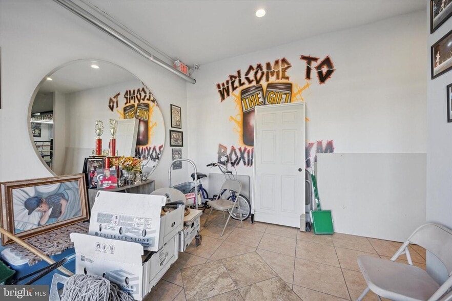 More Photos Of 840 E Atlantic St, Philadelphia Warehouse For Sale
