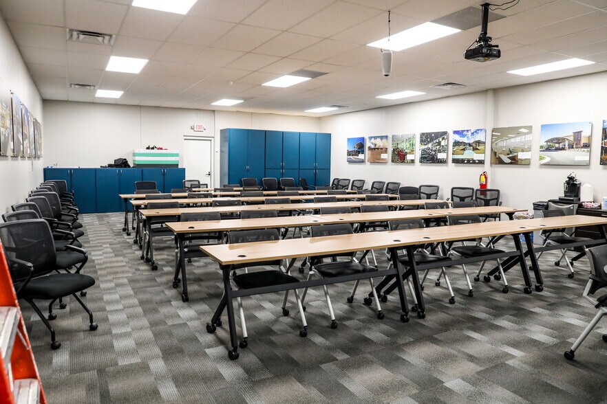 More Photos Of 4695 S Atlanta Rd, Smyrna Office For Sale