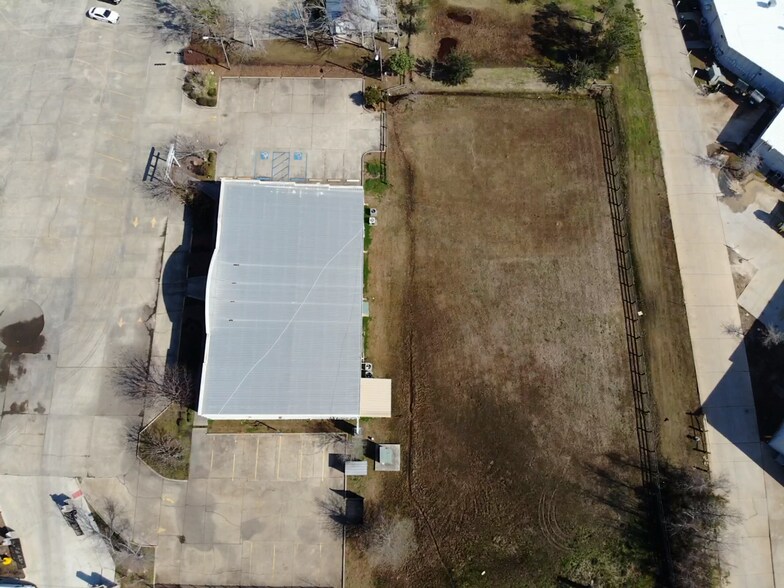 More Photos Of 4420-4422 Highway 22, Mandeville Office For Sale