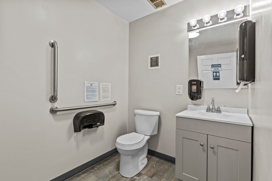 More Photos Of 101 N Main St, Stanton Healthcare For Sale