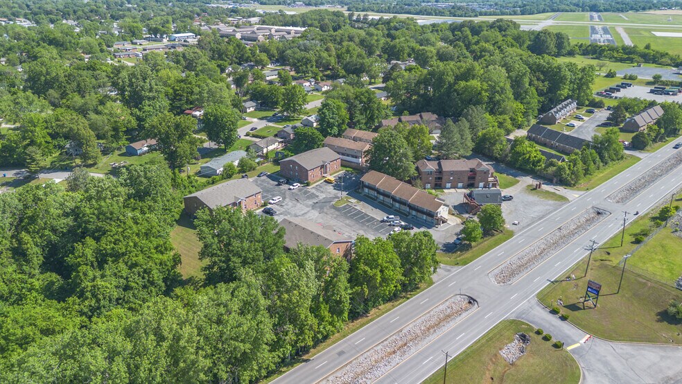More Photos Of 155 Jack Miller Blvd, Clarksville Apartments For Sale