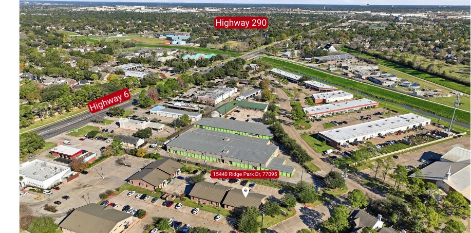 More Photos Of 15440 Ridge Park Dr, Houston Office For Sale