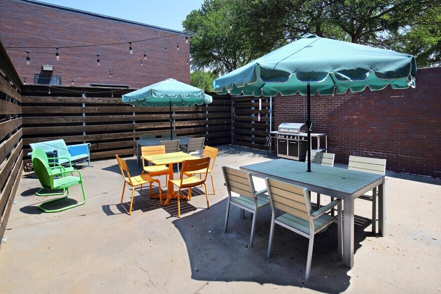 More Photos Of 660 N Central Expy, Plano Office For Lease