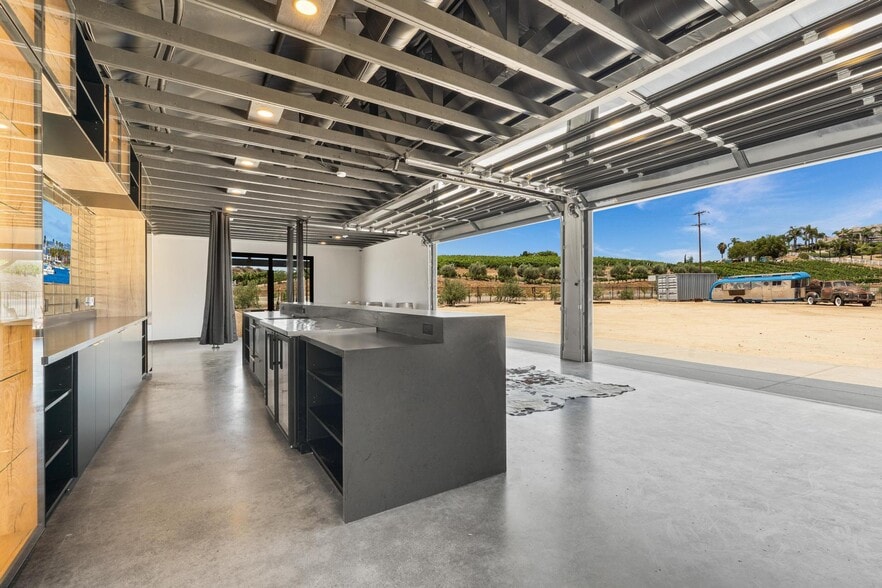 More Photos Of 36051 E Benton Rd, Temecula Winery Vineyard For Sale