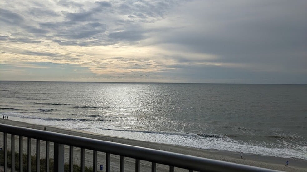 More Photos Of 2209 S Ocean Blvd, Myrtle Beach Hotel For Sale