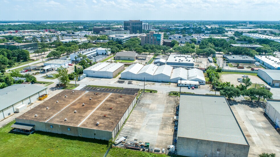 More Photos Of 5220 Ted St, Houston Manufacturing For Lease