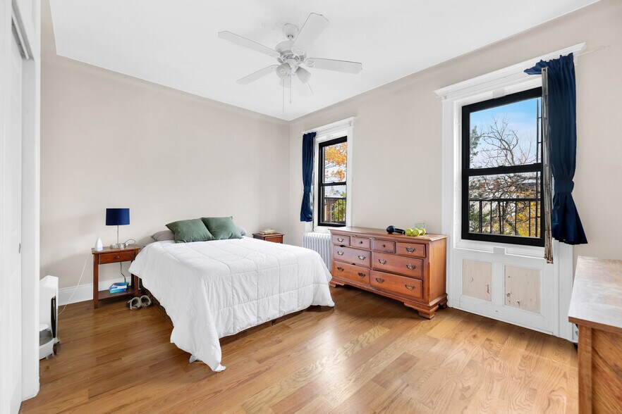 More Photos Of 571 8Th Street, Brooklyn Apartments For Sale