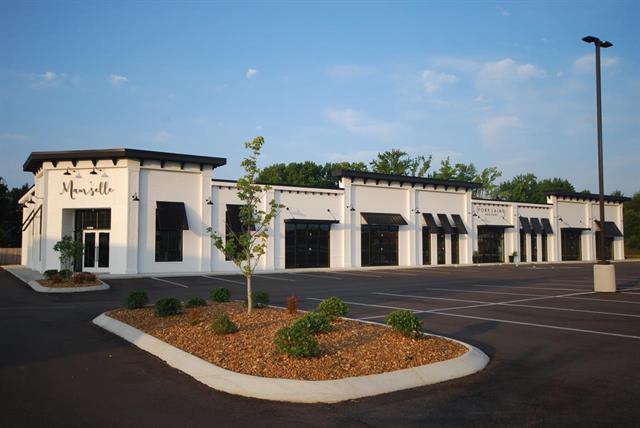 Primary Photo Of 1348 Union University Dr, Jackson Storefront Retail Office For Lease