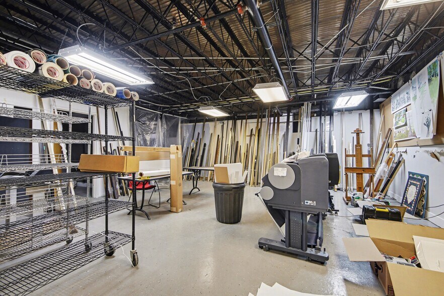 More Photos Of 833 Lake Dr SE, Grand Rapids Medical For Sale