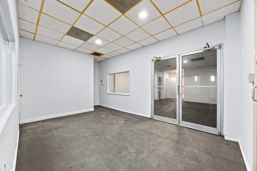 More Photos Of 76-14 Rockaway Blvd, Woodhaven Storefront Retail Residential For Sale