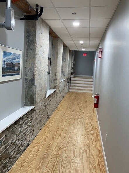More Photos Of 60 Fletcher St, Lowell Office For Lease