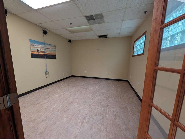 More Photos Of 2511 Fire Rd, Egg Harbor Township Light Distribution For Sale