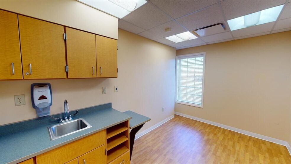 More Photos Of 96 Township Rd 369, Proctorville Medical For Lease