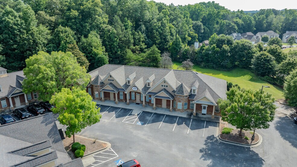 More Photos Of 120 Millbrook Village Dr, Tyrone Office For Sale
