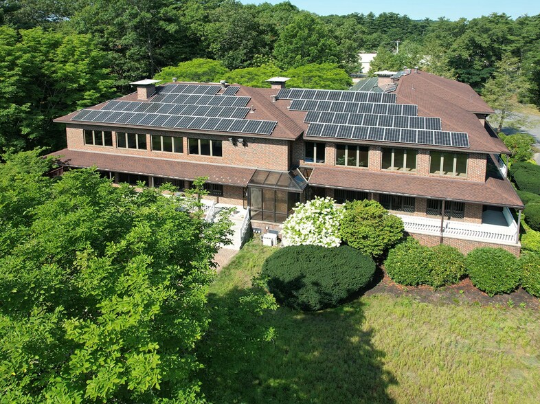 More Photos Of 135 Folly Mill Rd, Seabrook Office Residential For Sale