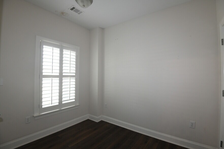 More Photos Of 3925 Harrison Rd, Loganville Office For Sale