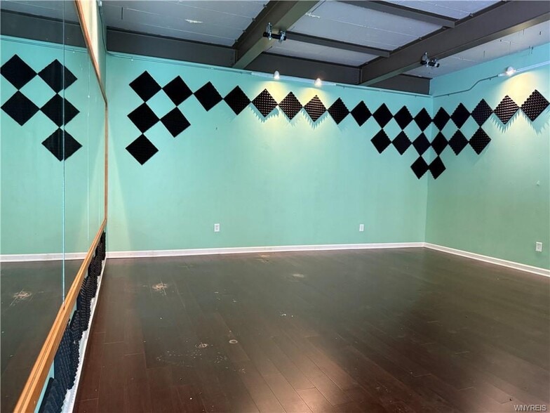 More Photos Of 64 Fillmore Ave, Buffalo Warehouse For Sale