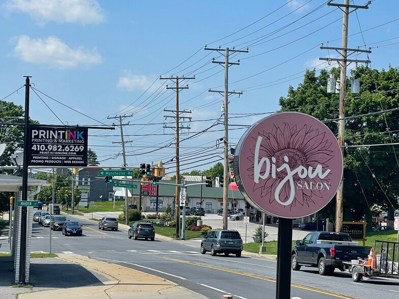 More Photos Of 3272 Main St, Manchester Storefront For Sale