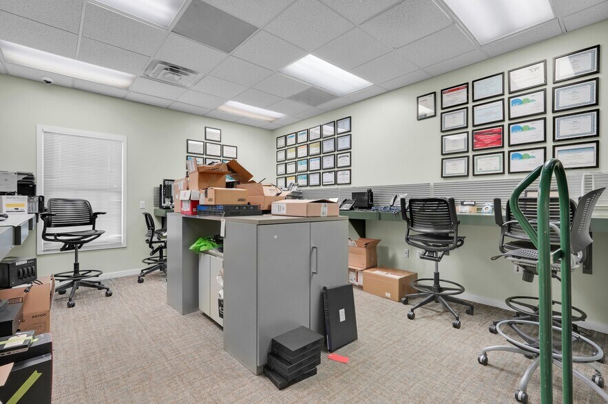 More Photos Of 2141 Rowland Ave, Savannah Office For Sale