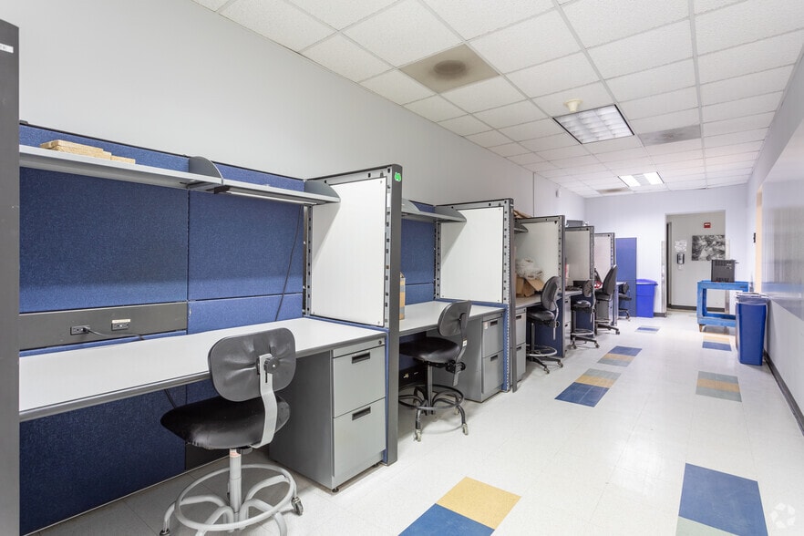 More Photos Of 2 Triangle Dr, Research Triangle Park Flex For Lease